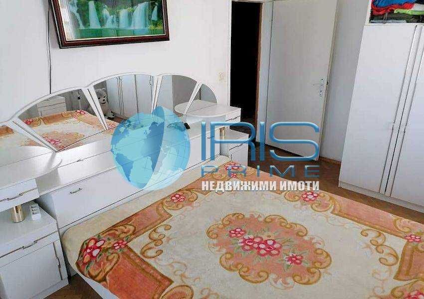 Продава се Четиристаен апартамент в Шумен, Еверест - 104 кв.м за 687 €/кв.м - Снимка #8