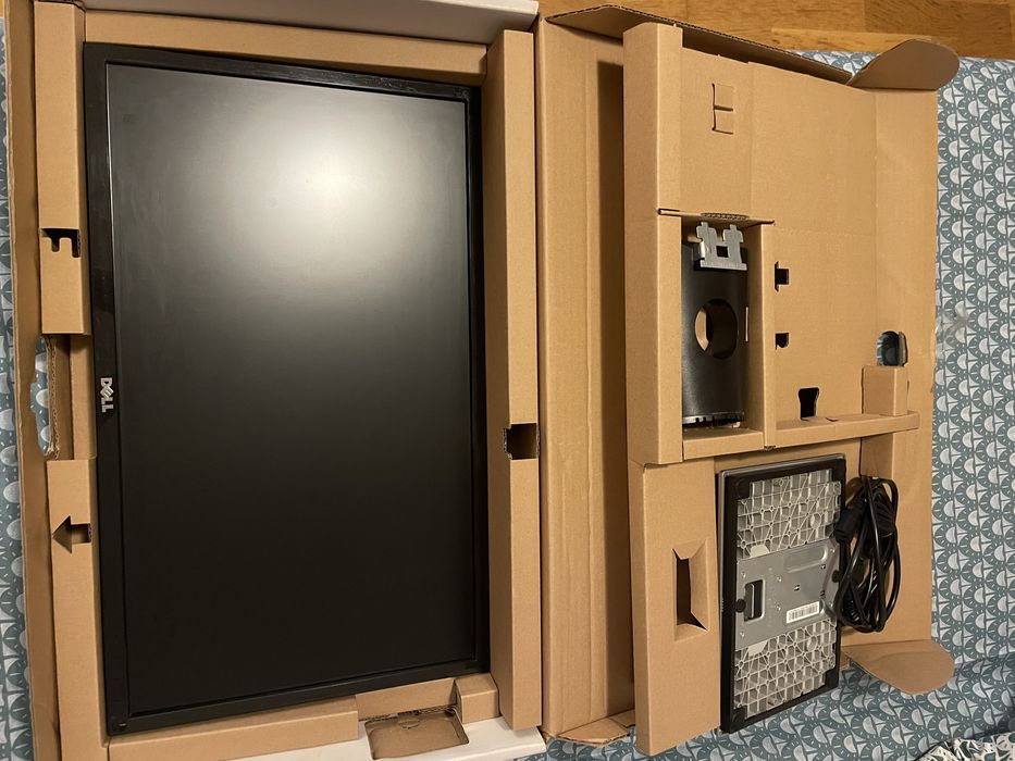 Monitor 24 Inchi DELL SE2416h