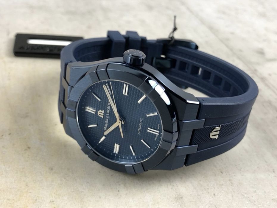 Швейцарские часы Maurice Lacroix Aikon, лимитированные 888 штук