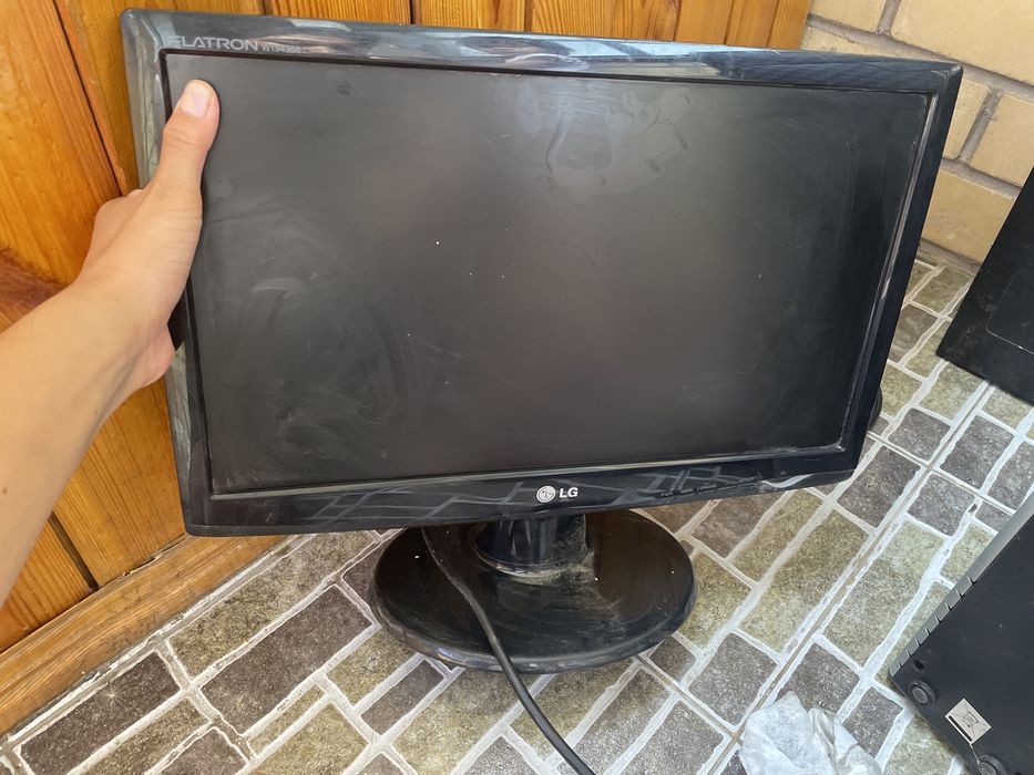 Монитор Процессор блок компьютера ups