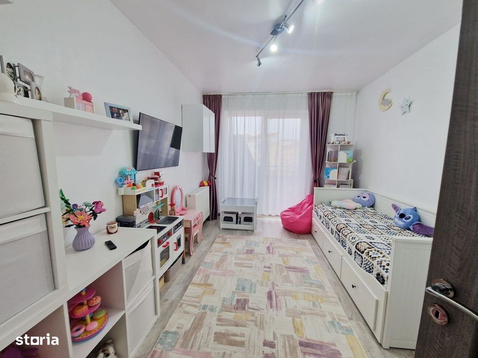 Apartament 3 camere, parcare, str Florilor Floresti Atelierul de Pizza