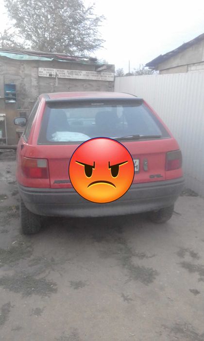 Продам машину срочно