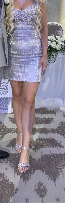 Vand rochie facuta pe comanda la Claudia Greta