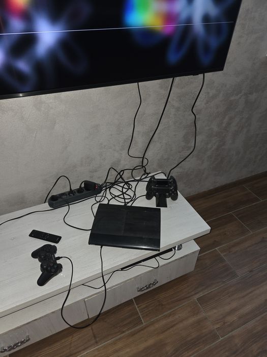 Продам Sony ps3 super slim 1тб памяти