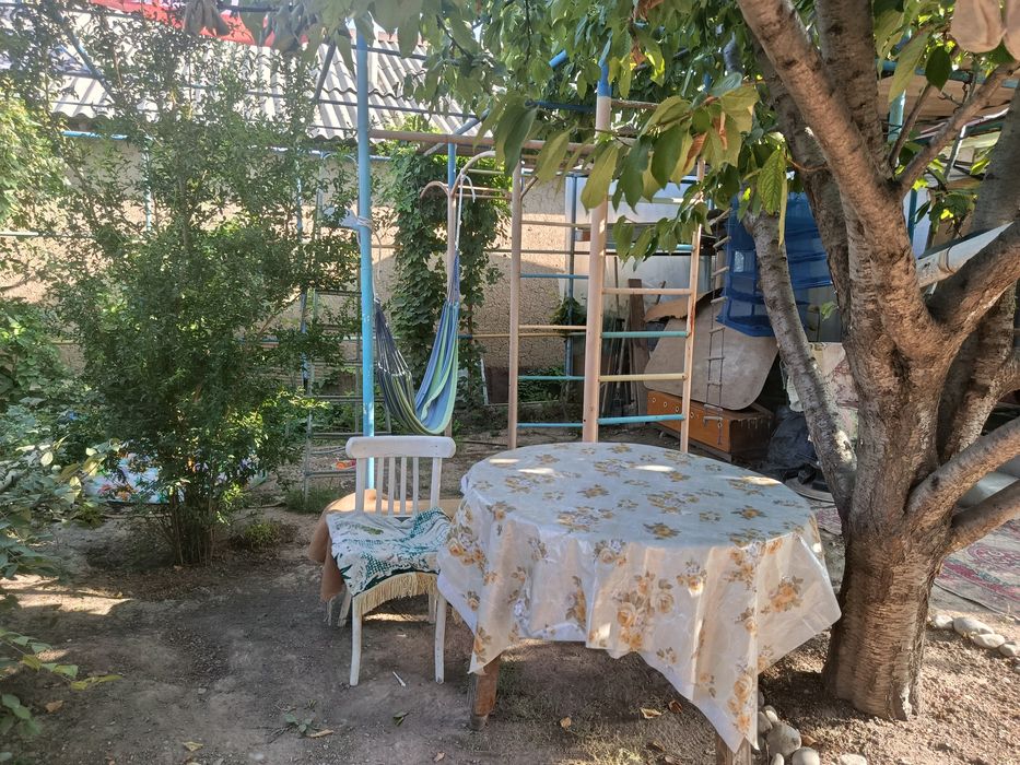 Продам дом  в городе с участком 7 соток