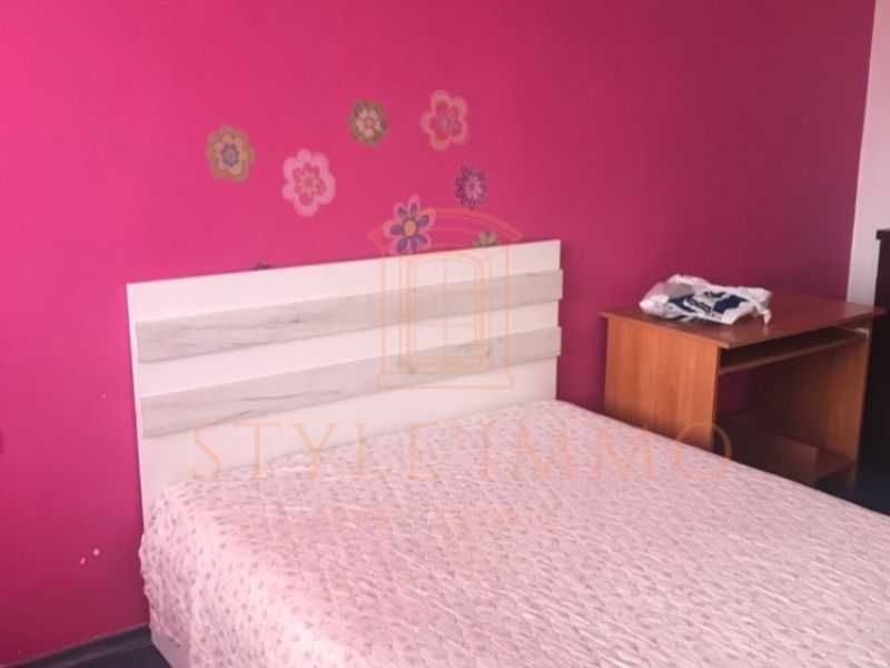 Продава се Тристаен апартамент в Разград, Освобождение - 84 кв.м за 1172 €/кв.м - Снимка #1