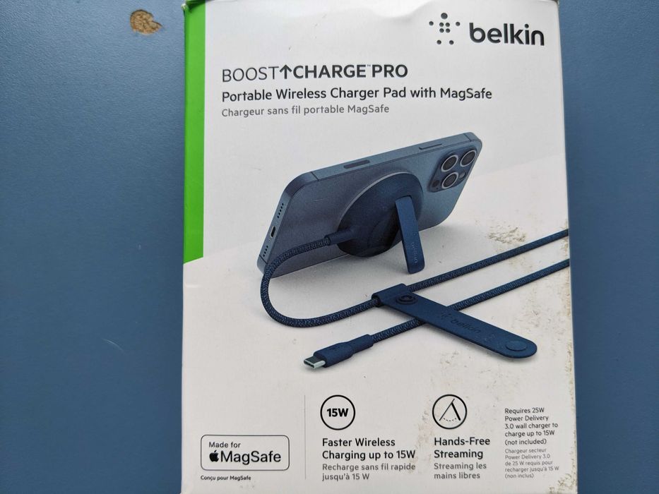 Belkin Boost Charge Pro with MagSafe безжично зарядно 15W