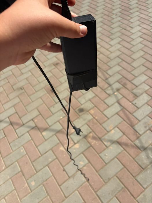 vând trotineta motus,stare buna,prețul este de 650 negociabil la 500