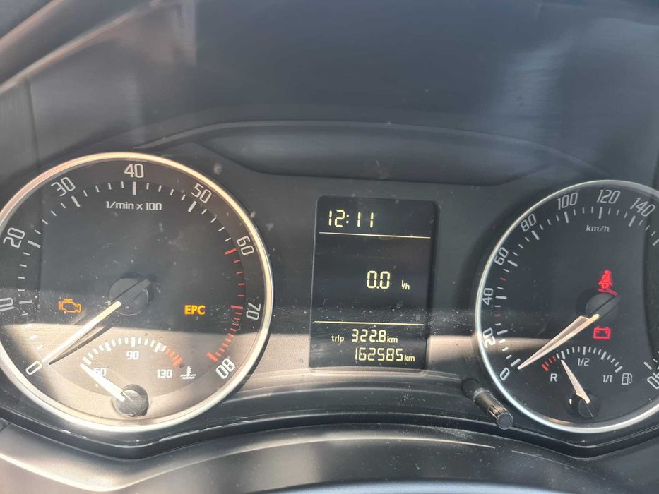 SKODA Octavia 2012 — imagine 2