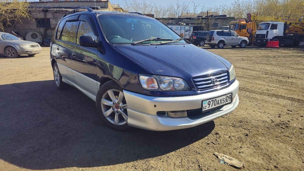 Продам Toyota ipsum