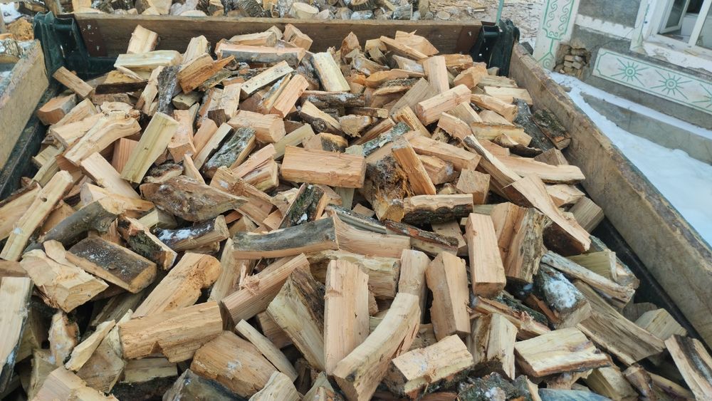 Дрова колотые высших сортов