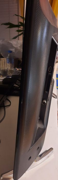 Телевизор Самсунг 32 инчов за части Samsung модел UE32J4500AW