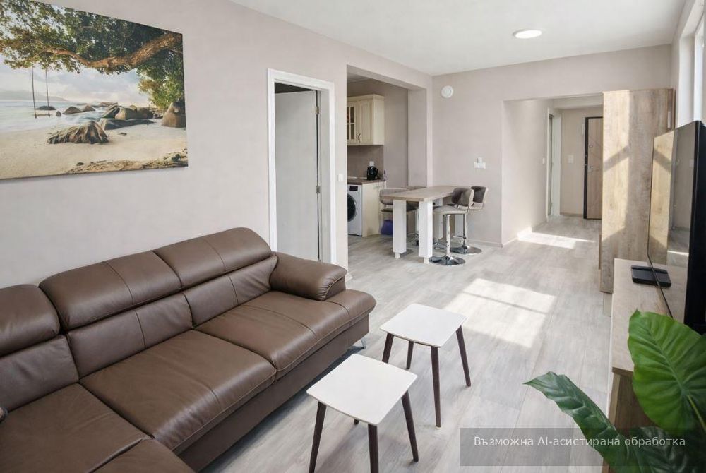 Тристаен апартамент в района на ЖП гара!