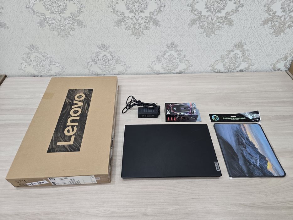 Lenovo IdeaPad, Ram 4Gb, SSD 256Gb, Full HD IPS