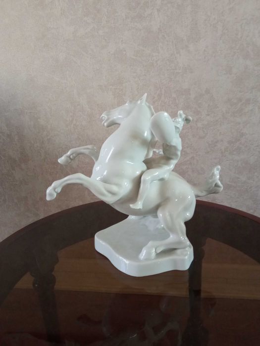 Статуэтка Победителя. HEREND