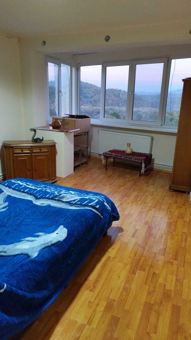 Apartament cu 2 camere în F3. Preț 14500 euro Negociabil.