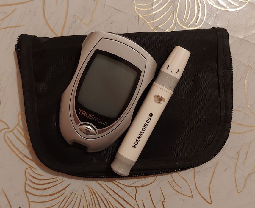 Глюкометры продам