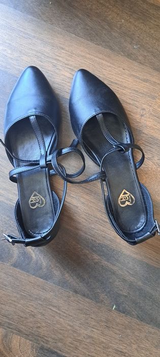 Дамски черни обувки 38/39