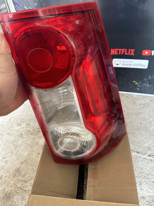 Продам задний фонарь ларгус