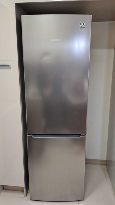 холодильник BOSCH