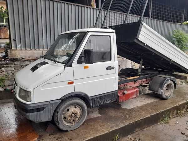 Iveco Daily 2,8 TD - Авто4асти втора употреба и нови. Самосвали и др.