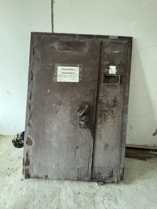Дверь железная шир147 выс210