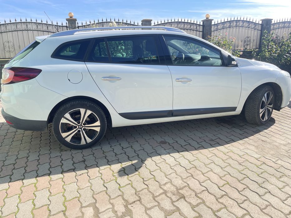 RENAULT Megane 2011 — imagine 2