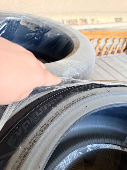 Шины 255/45R20 пробег 34000