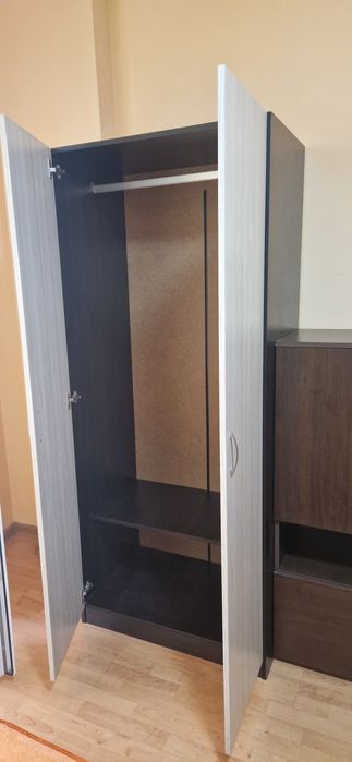 Секция с гардероб и шкаф за обувки