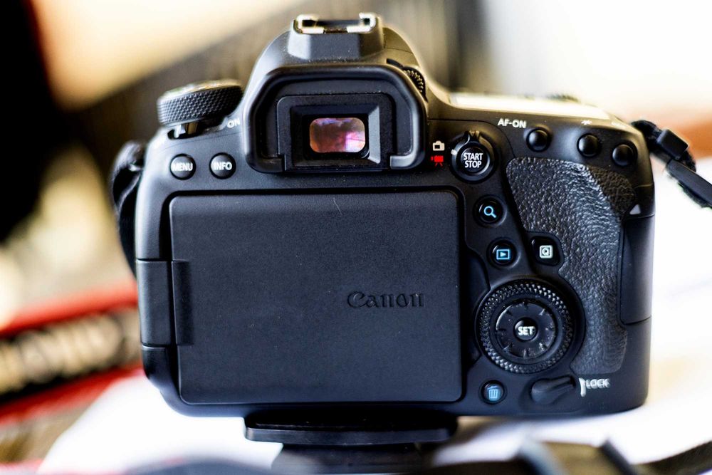 Canon EOS 6D Mark II