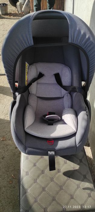 Автокресло для машины