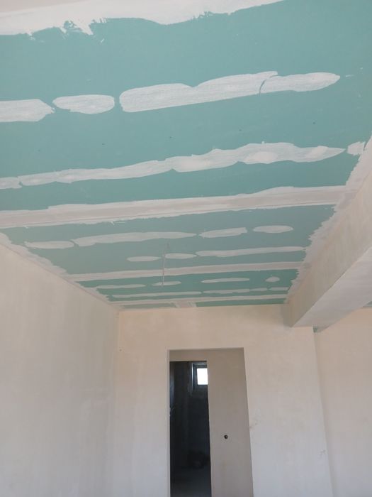 Echipă serioasă de 2–3 persoane, cu experiență în renovări interioare  parchet- Glet și îndreptarea pereților - Zugrăvit -Gresie-Faianță, Rigips