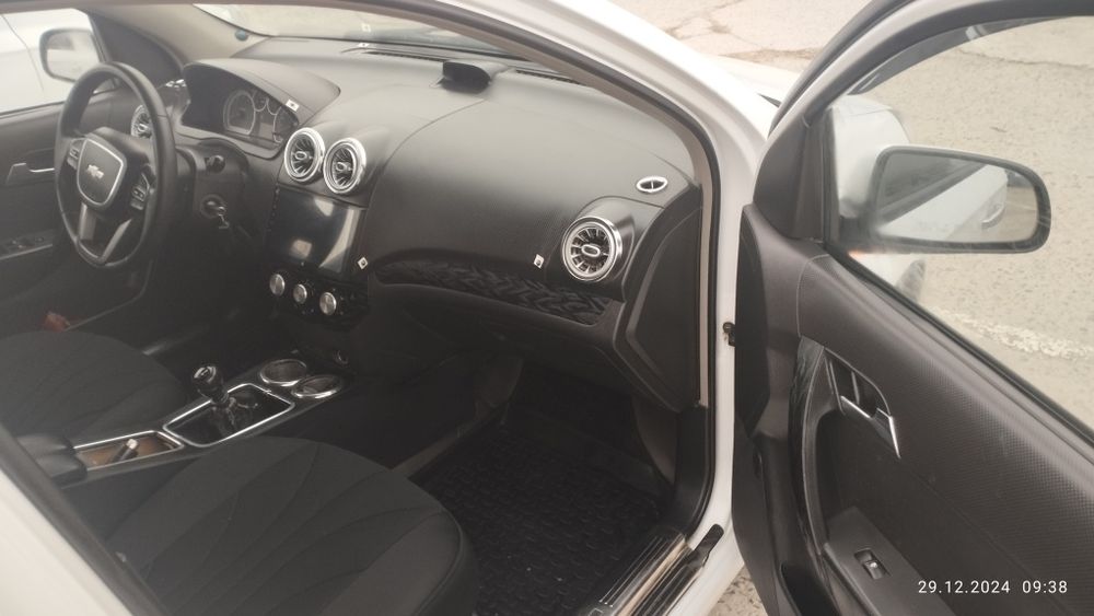 Нексия 3 нақ хам кредитке болабереди.