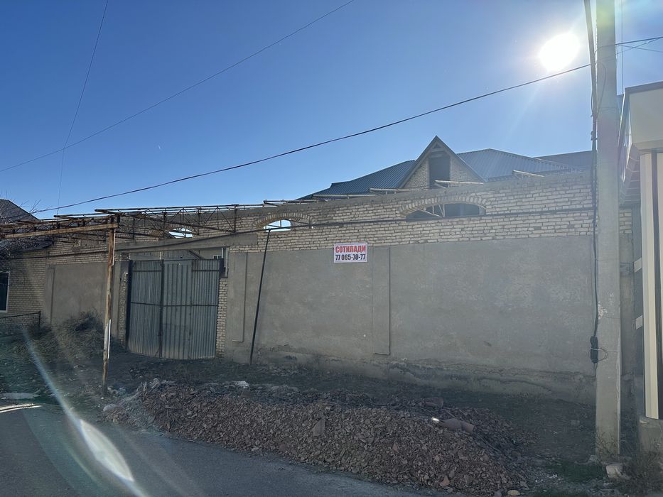 Участка сотилади