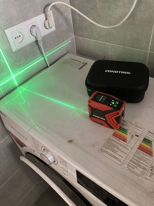 Лазерный уровень оригинал