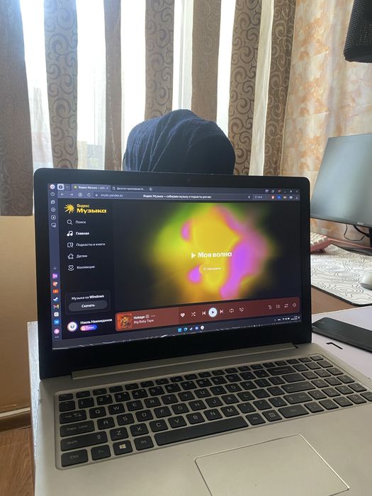 Продам ноутбук Mainbenben damai 6s