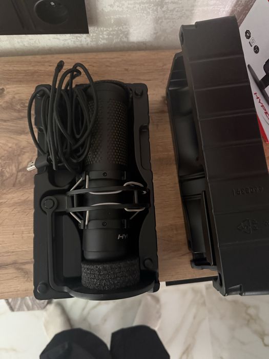 Микрофон hyperx Quadcast S