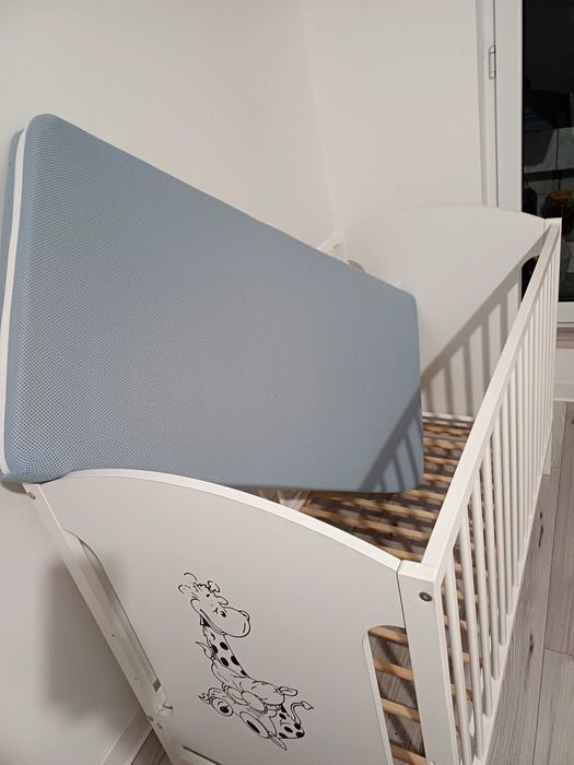 Vand patut bebe foarte putin folosit