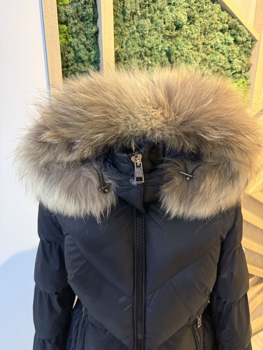 Geaca Moncler blana naturala