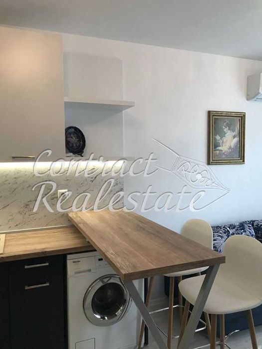 Дава се под наем Двустаен апартамент в Варна, Цветен квартал - 65 кв.м за 459 € - Снимка #2