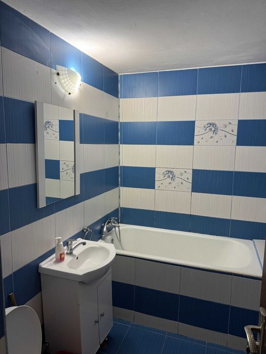 Inchiriez apartament cu 2 camere