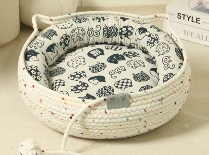 продам лежанку для котенка