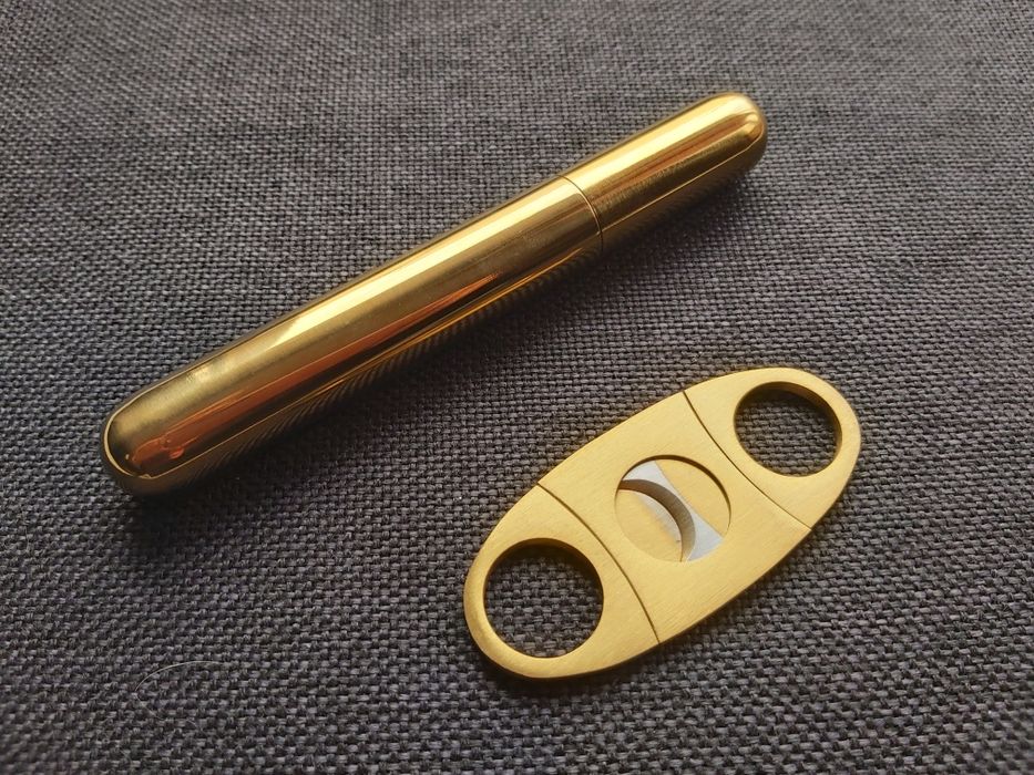 Комплект тубус и резачка за пури 3 цвята