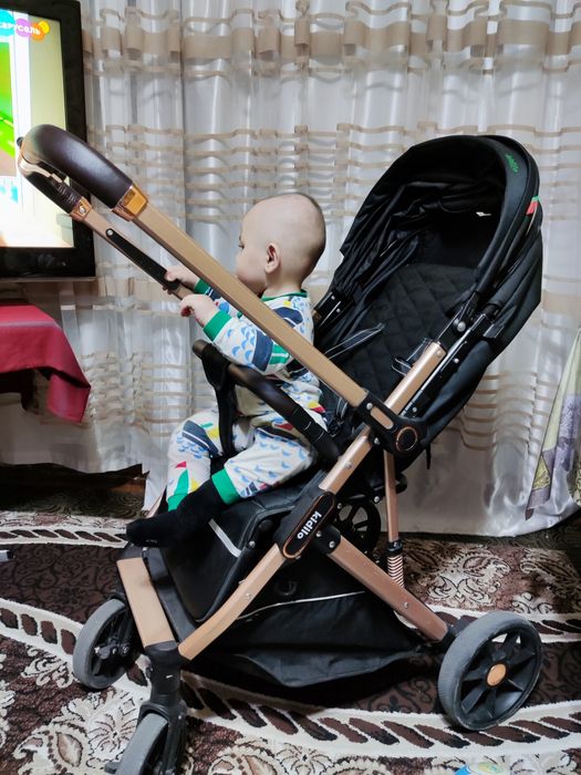 Детская коляска.