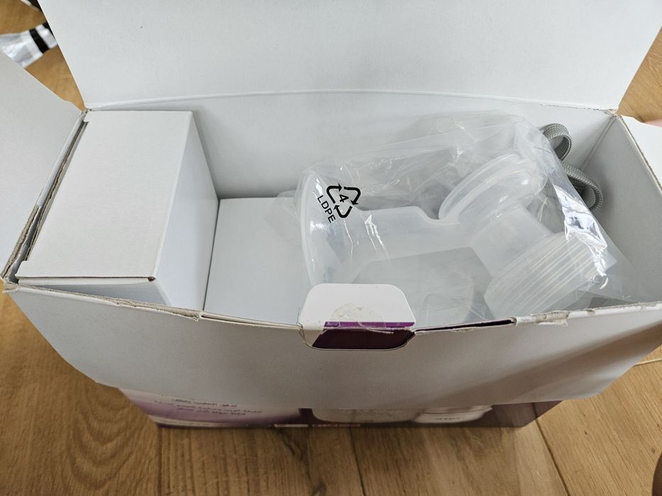 Електрическа помпа за кърма Avent easy comfort