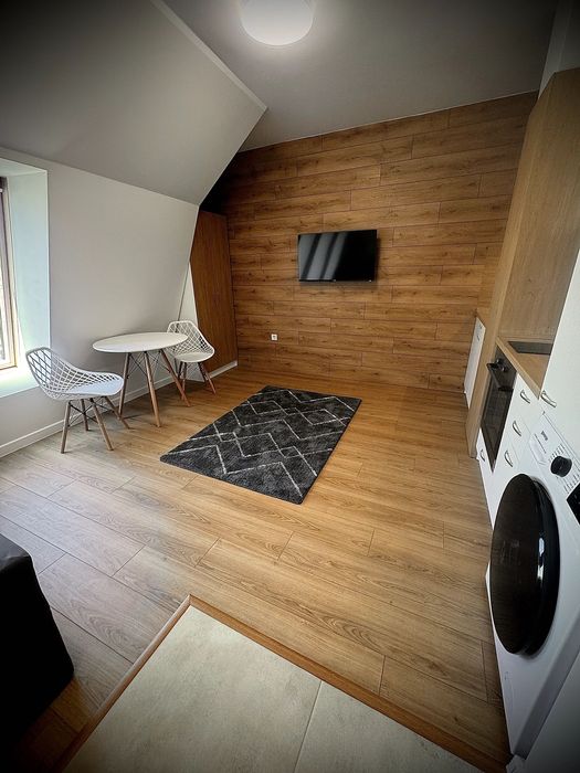 Дава се под наем Едностаен апартамент в Плевен, Широк център - 25 кв.м за 253.98 € - Снимка #2