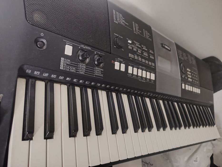 Vand orga yamaha E423