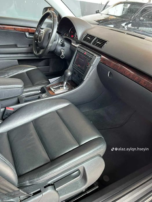 Audi A4 2009 обадете се