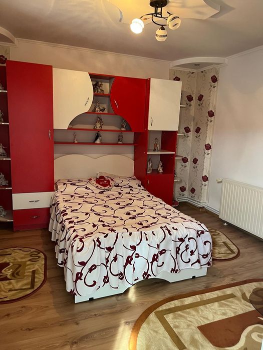 Casă de închiriat