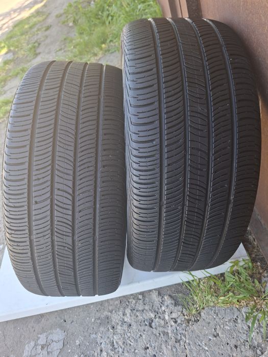 Продам шины 245/45/19 континенталь